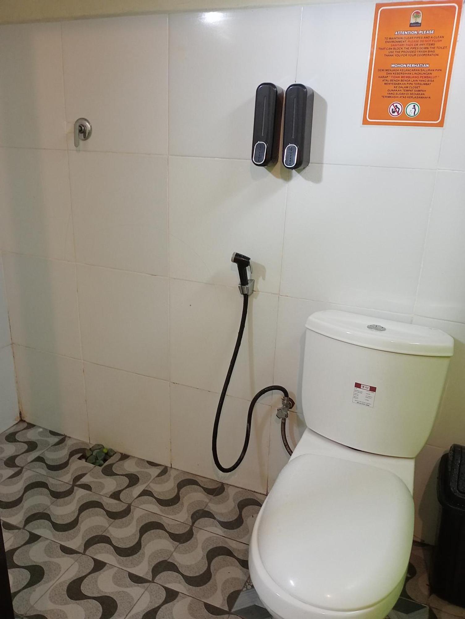 The Daun Puntik Homestay Pemenang Екстериор снимка