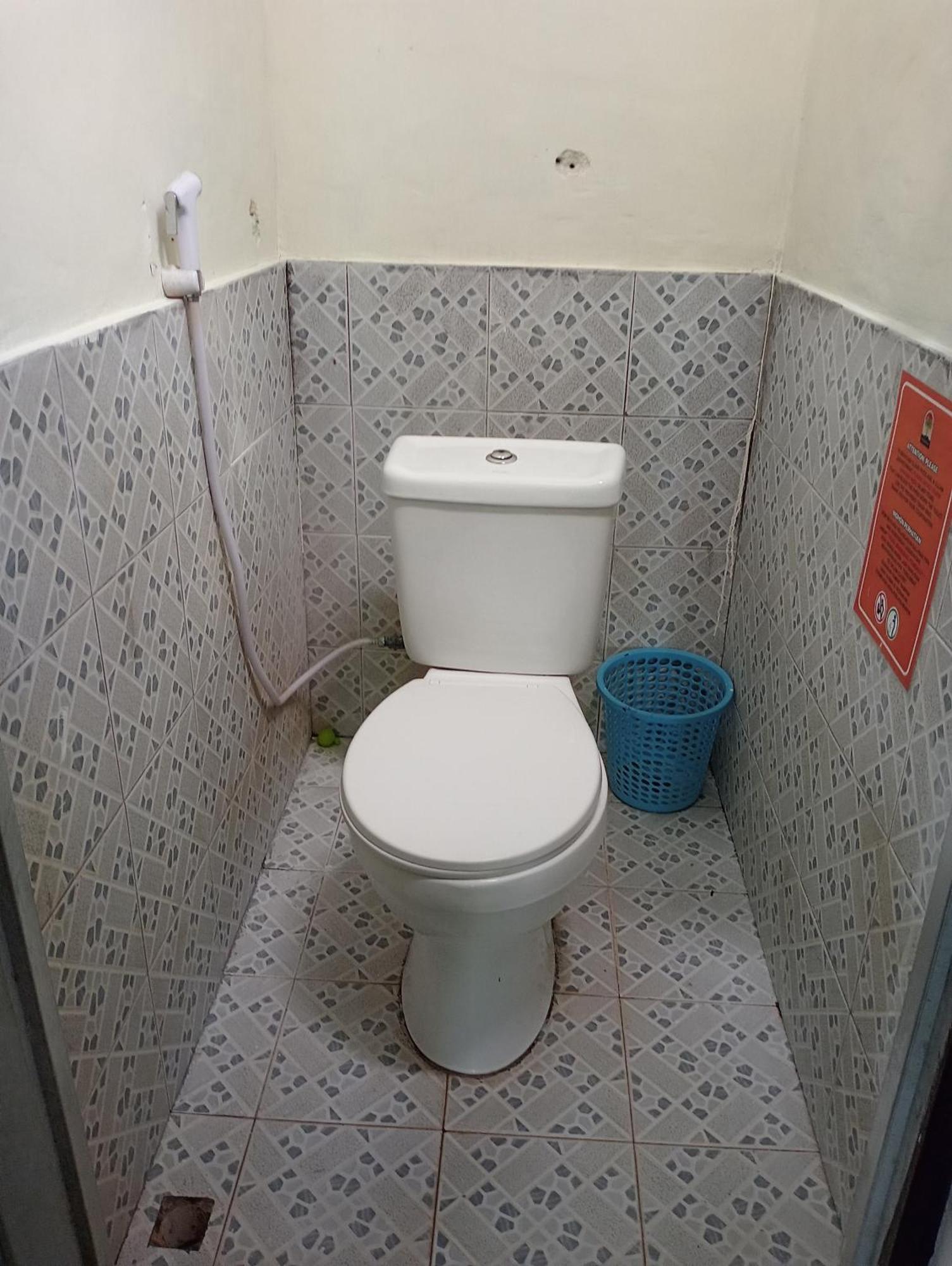 The Daun Puntik Homestay Pemenang Екстериор снимка